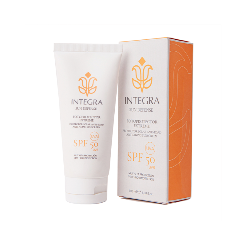 Fotoprotector Extreme SPF 50 | Protección solar, previene la deshidratación y los daños solares de la radiaciones UVA y UVB.