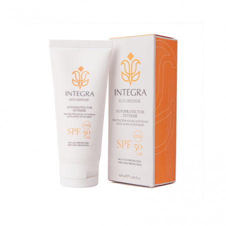 Fotoprotector Extreme SPF 50 | Protección solar, previene la deshidratación y los daños solares de la radiaciones UVA y UVB.